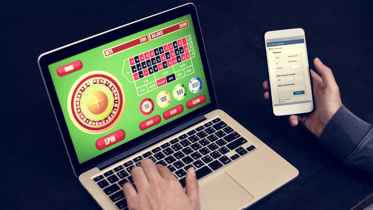 Guide to Online Casino Bonuses: No-Deposit Free Spins vs No-Deposit Bonus Cash